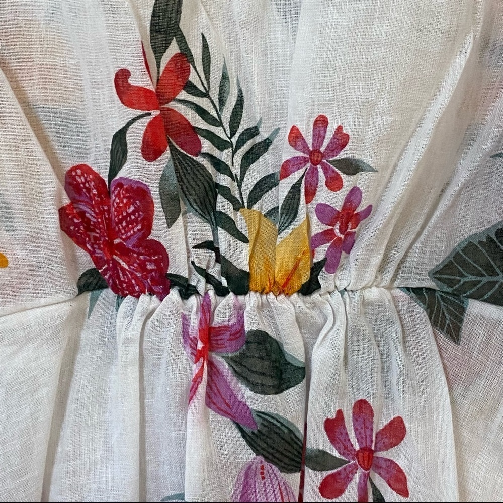 Old Navy Linen &‎ Cotton Blend Floral Wrap Top - Picture 6 of 10